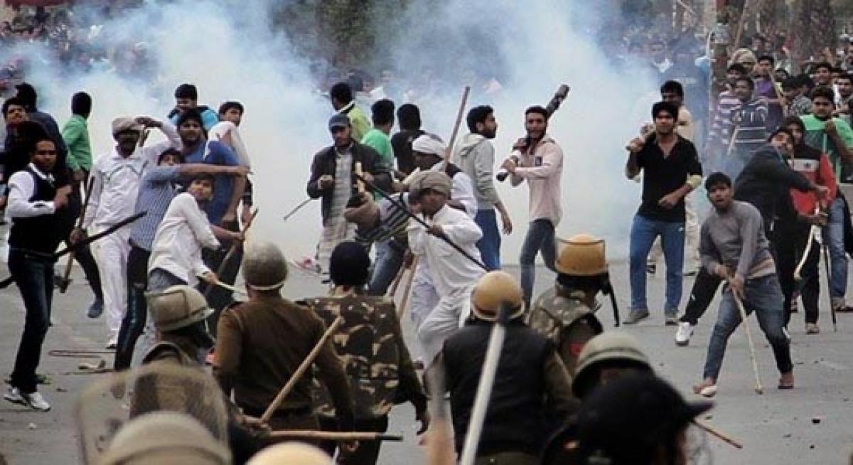 Jat stir: Haryana tense as blockades likely to be removed